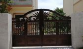 鄉(xiāng)村獨棟別墅庭院安裝鋁藝大門性價比高
