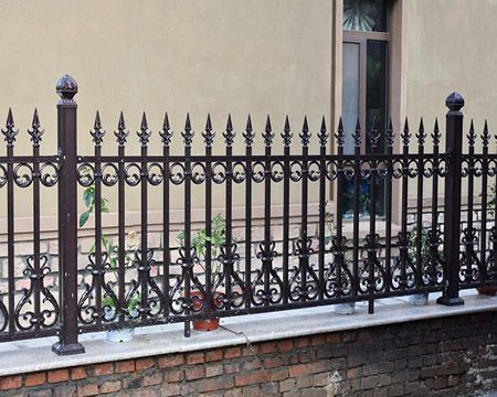 鎮(zhèn)江圍墻護(hù)欄